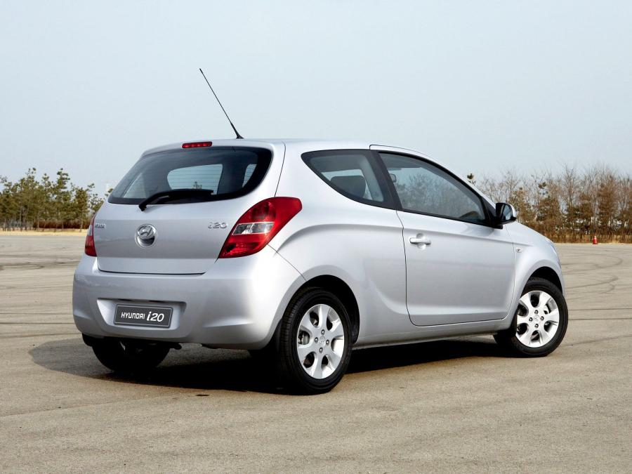  Hyundai i20 3-Door 2009 года  (фото 30 из 58)